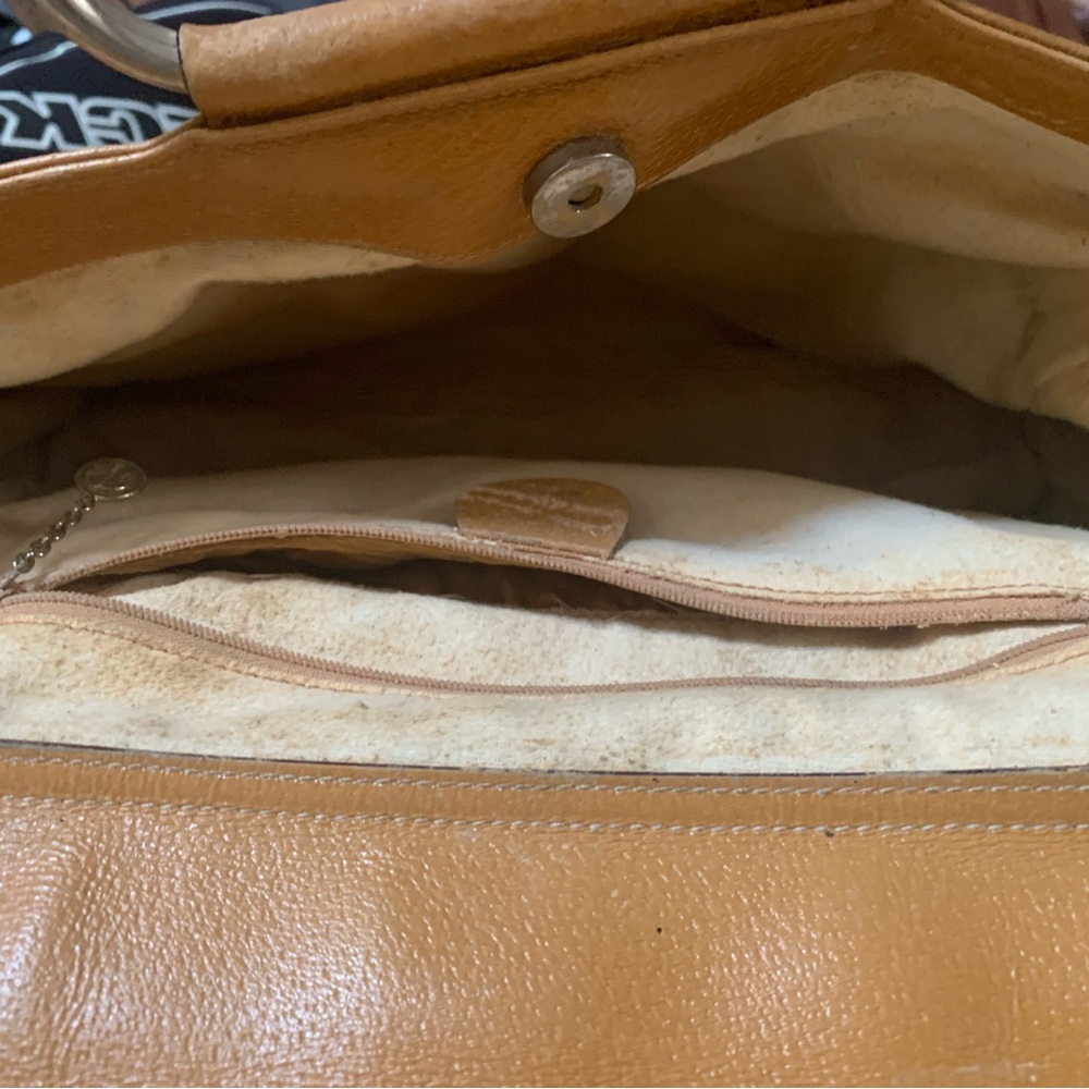 Vintage Gucci tote - Picture 14 of 17